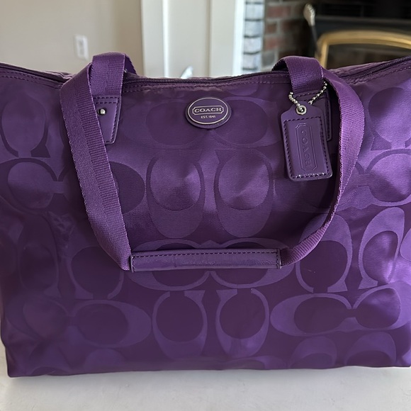 The Coach Getaway Signature Nylon Packable Weekender Tote - Amethyst - Picture 5 of 16